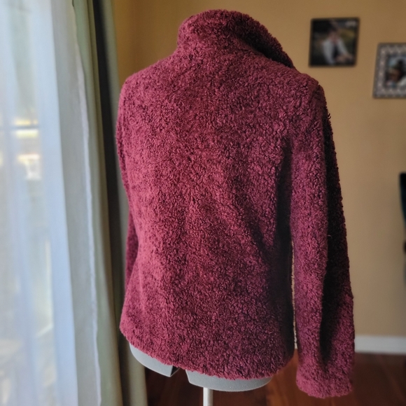 Pendleton Cozy Burgundy Teddy Bear Sherpa Jacket Size Small with Plaid Accents - Picture 5 of 8